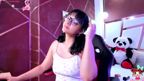 Instagramlucyluy10 online show from December 2024 06:33:02 AM