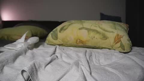 Snapshot of lucyrait chatting on January 2025 02:25:01 PM Lucy online show from January 2025 02:25:01 PM