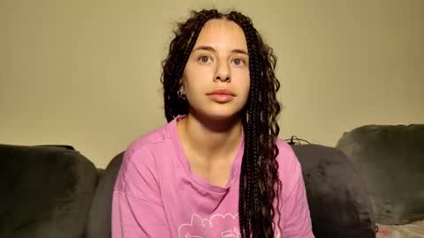 Snapshot of lucyrait chatting on September 2025 09:09:02 AM Lucy online show from September 2025 09:09:02 AM