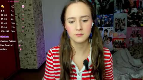 Lucy Rose online show from October 2025 03:29:01 PM