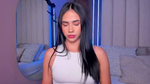 Lucy online show from October 2025 12:00:02 AM