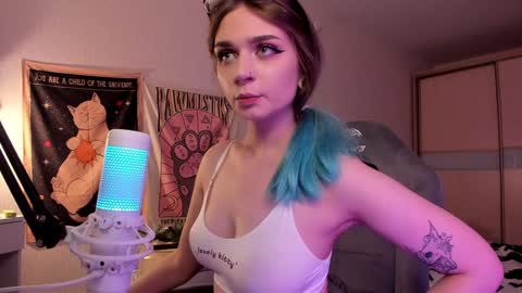 Lucy online show from January 2025 02:53:01 AM