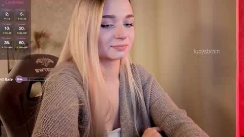 Lucy online show from November 2025 08:08:01 PM