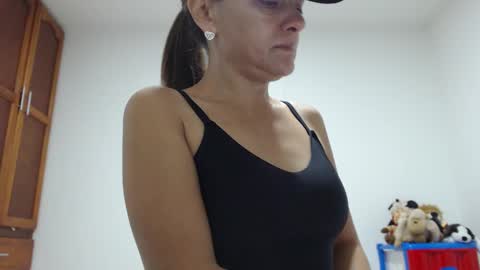 I am Luciana Martin... Welcome in my room online show from February 2025 01:01:01 PM