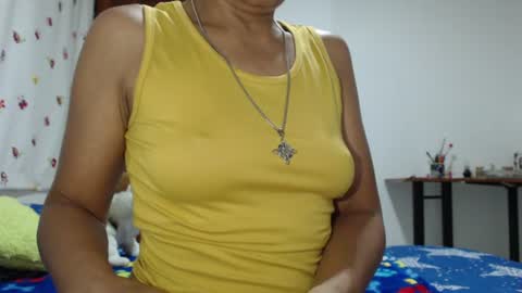 Snapshot of lucysexy4u chatting on June 2026 12:09:02 PM I am Luciana Martin... Welcome in my room online show from June 2026 12:09:02 PM