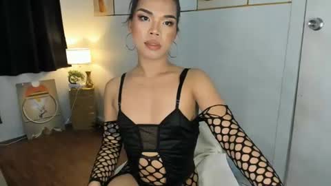 Snapshot of lucyvane chatting on July 2026 06:10:02 PM lucyvane online show from July 2026 06:10:02 PM