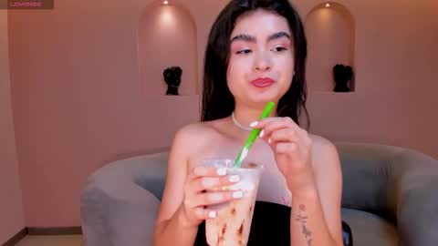 Lucy online show from September 2025 08:20:02 PM