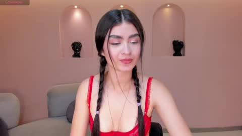 Lucy online show from September 2025 08:44:01 PM