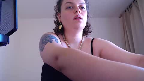 Call me Lucy online show from October 2025 09:18:02 AM