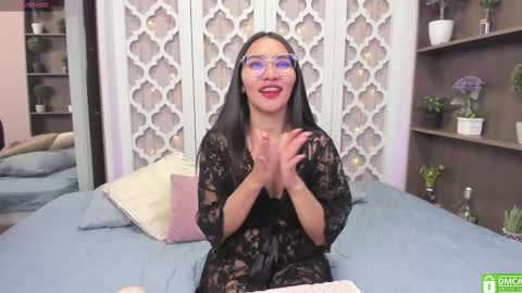 Lucy Liiu online show from December 2024 08:44:01 PM