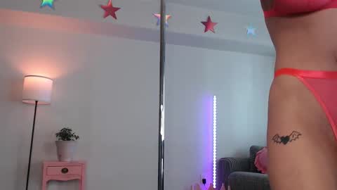 Snapshot of lucyyluvss chatting on November 2025 09:39:02 PM Lucy online show from November 2025 09:39:02 PM