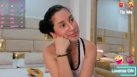 Snapshot of ludovicca_mark chatting on May 2026 08:25:01 PM Ludovicca Mark online show from May 2026 08:25:01 PM