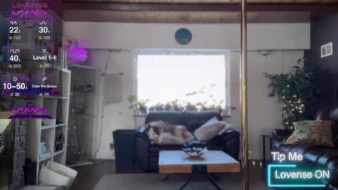 Snapshot of luebeam chatting on February 2025 07:42:01 PM Luubeam INSTA luubeammm TWITTER lunaisreallycu1 online show from February 2025 07:42:01 PM