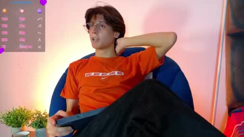 Lui online show from April 2026 03:42:02 AM