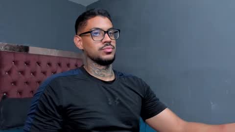 Luigi Vitale online show from March 2025 04:41:01 AM