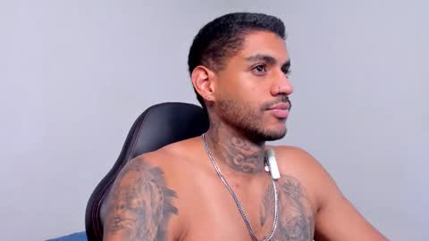 Luigi Vitale online show from October 2025 07:20:02 AM