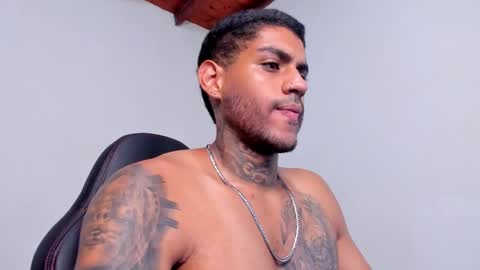 Luigi Vitale online show from October 2025 02:34:01 AM