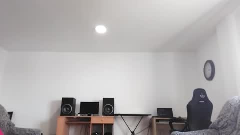 Luigi online show from November 2025 02:15:01 PM