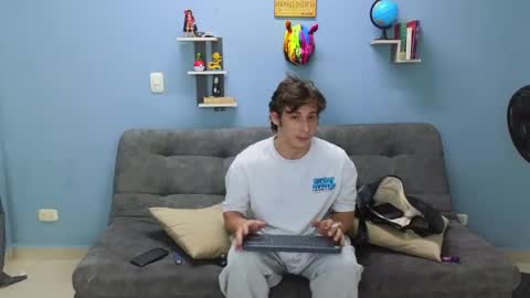 Luigi online show from December 2024 08:54:02 PM