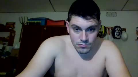 Snapshot of luis2423 chatting on January 2025 10:22:02 PM A slave to the mistress.. un esclavo para las amas dominantes. online show from January 2025 10:22:02 PM