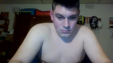 Snapshot of luis2423 chatting on February 2025 09:29:01 PM A slave to the mistress.. un esclavo para las amas dominantes. online show from February 2025 09:29:01 PM