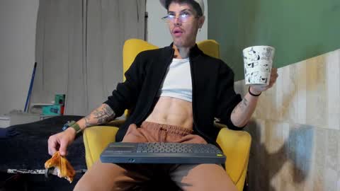 Luis AS online show from March 2025 11:28:01 AM