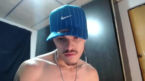 Luis AS online show from November 2025 12:43:02 AM