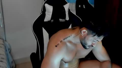 luis_baptista online show from December 2024 08:44:02 AM