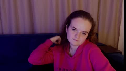 Luisa Rosee online show from February 2025 07:38:01 PM