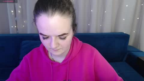 Luisa Rosee online show from February 2025 02:22:02 PM