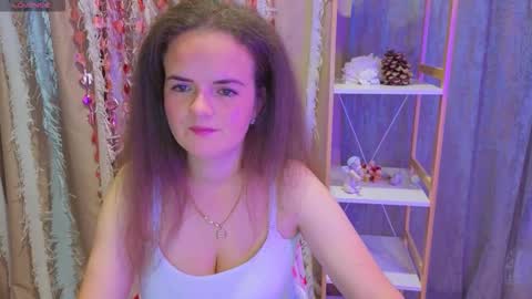 Luisa Rosee online show from October 2025 07:03:01 PM