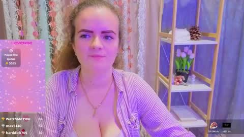 Luisa Rosee online show from December 2025 09:23:02 PM