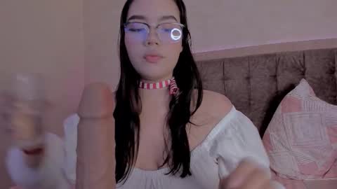 Luisa Giraldo online show from November 2025 05:47:01 PM