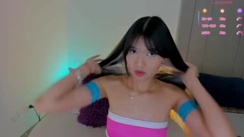 Snapshot of luisah_ chatting on May 2026 08:37:01 PM L U I S A online show from May 2026 08:37:01 PM