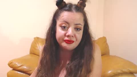 Cassie online show from September 2025 05:07:01 PM