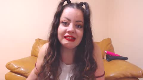 Cassie online show from November 2025 11:24:01 AM