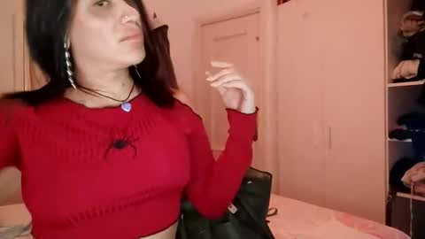 Luisa Monsters online show from September 2025 07:52:01 PM