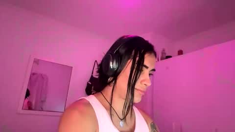 Luisa Monsters online show from October 2025 09:23:02 PM