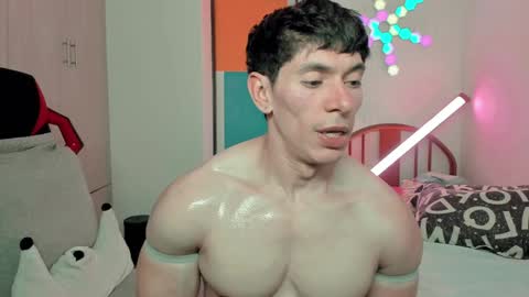 Snapshot of luisfernikesportboy chatting on December 2024 08:42:02 PM Luis Fer PVT IS OPEN online show from December 2024 08:42:02 PM