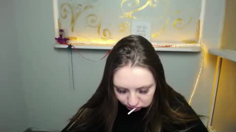 Luiza online show from February 2025 10:50:02 AM