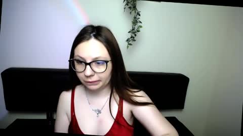 Snapshot of luizaheems_ chatting on April 2026 06:28:02 AM Luiza online show from April 2026 06:28:02 AM