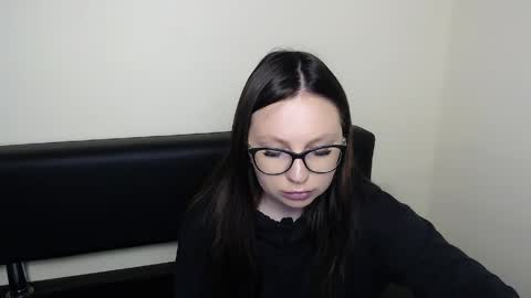 Snapshot of luizaheems_ chatting on May 2026 06:19:02 AM Luiza online show from May 2026 06:19:02 AM
