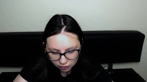 Snapshot of luizaheems_ chatting on May 2026 06:43:02 AM Luiza online show from May 2026 06:43:02 AM