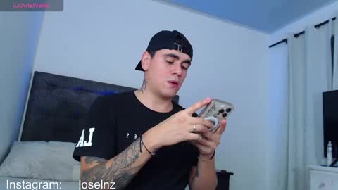 Luka Castle online show from October 2025 04:35:01 AM