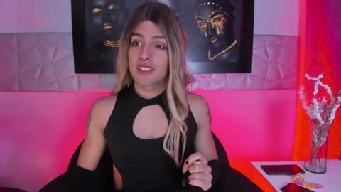 Luka Castillo online show from December 2024 11:30:01 AM