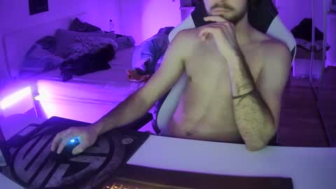 lukasschoetz online show from January 2025 05:02:02 PM