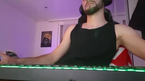 lukasschoetz online show from May 2026 08:03:01 PM