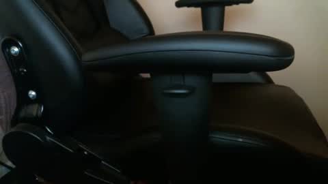 luke7711 online show from December 2024 12:54:01 AM