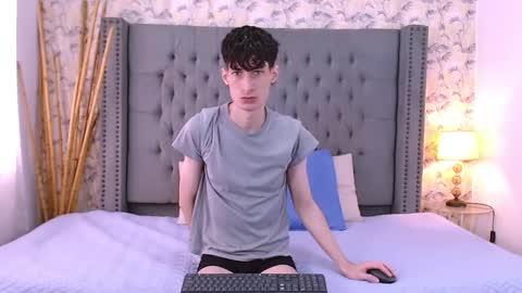 luke_carter online show from September 2025 01:02:01 PM