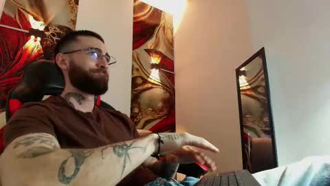 LUKE online show from October 2025 01:19:01 PM